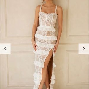 V. Chapman The Cassia Dress in White Size 6